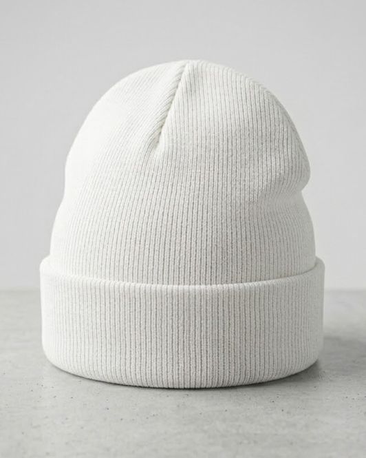 Hovedbilde Unisex strikkelue i hvit