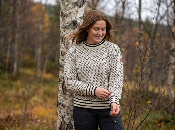 Hovedbilde Islender ullgenser white / black - Unisex