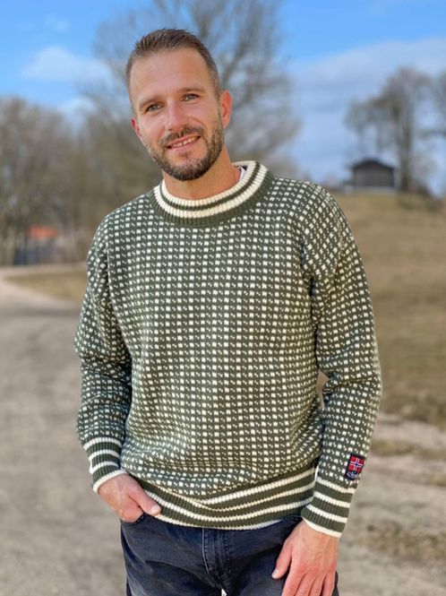 Hovedbilde Nordlys klassisk Islender unisex ullgenser rund hals  mørk grønn