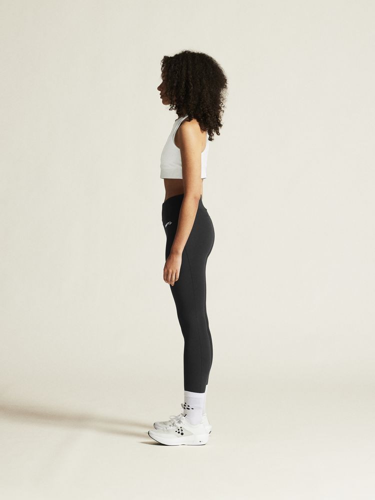 Hvit treningstopp fra Craft - Rush 2.0 Crop Top